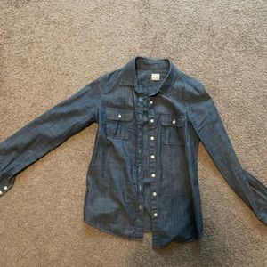 Women’s J Crew chambray shirt